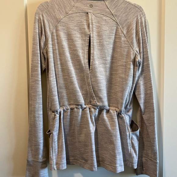 Lululemon Sunshine Salutation jacket - Picture 3 of 3